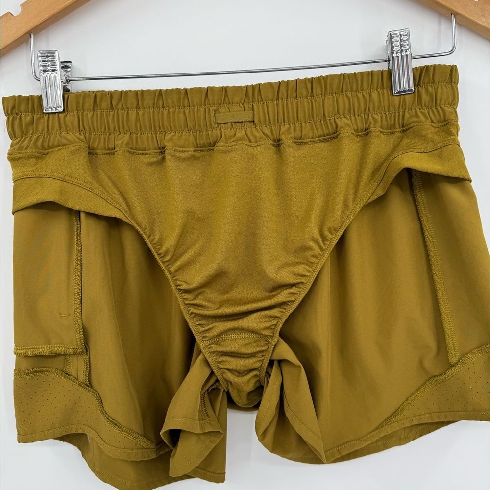 Calia Women's Mid Rise Infinity Run Short in Olive Bronze | Small - Picture 7 of 11